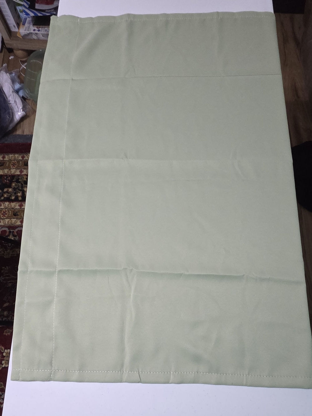 Elegant Light Green Curtain Panel - Soft Drapery